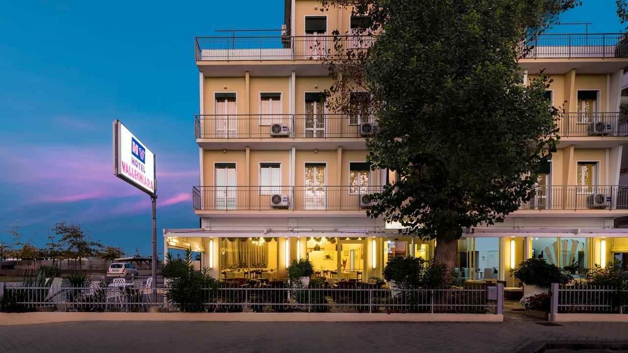 Hotel Vallechiara リド・ディ・サヴィオ エクステリア 写真